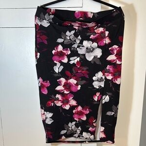 Floral Black and Pink Women's pencil Skirt